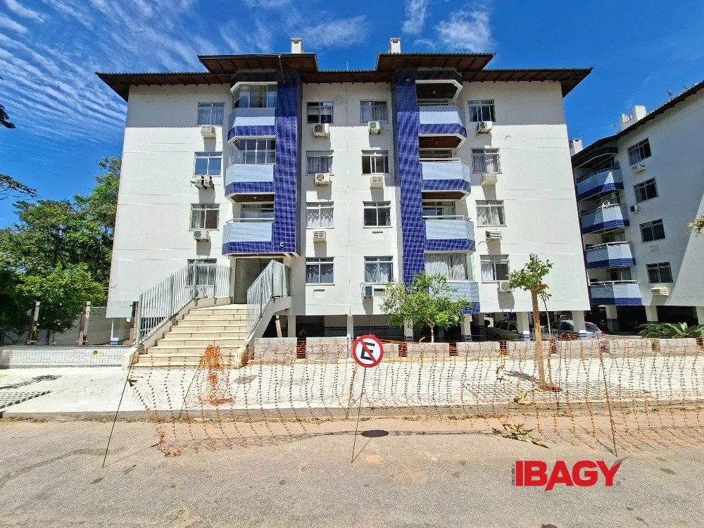 Меблированная квартира с 1 спальней, балконом и 50 м² — photo 16