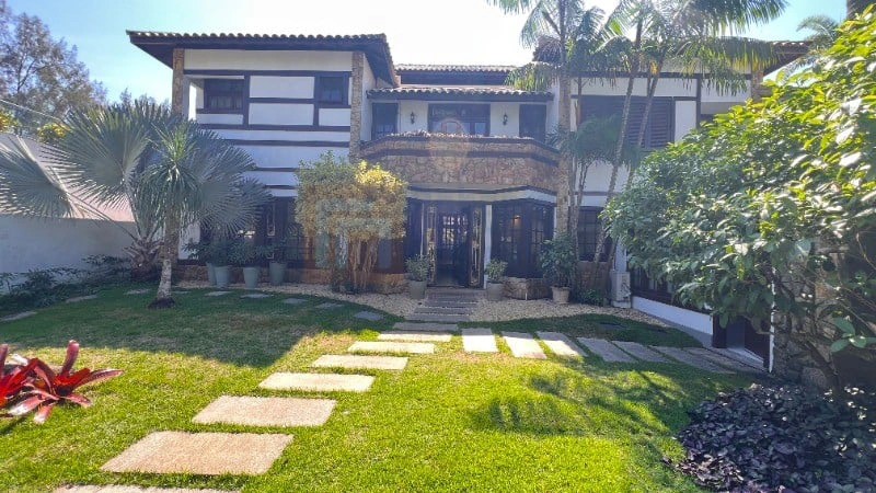 Casa sem mobília com 5 suítes e 7 banheiros — photo 20