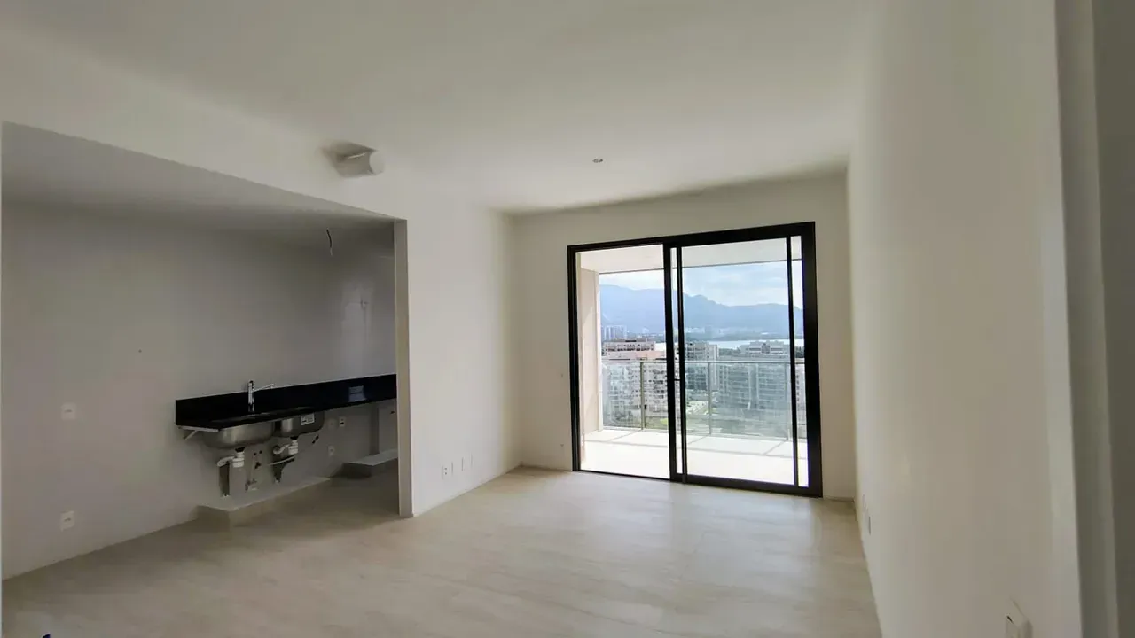 Apartamento com 3 suítes e varanda com vidro — photo 16