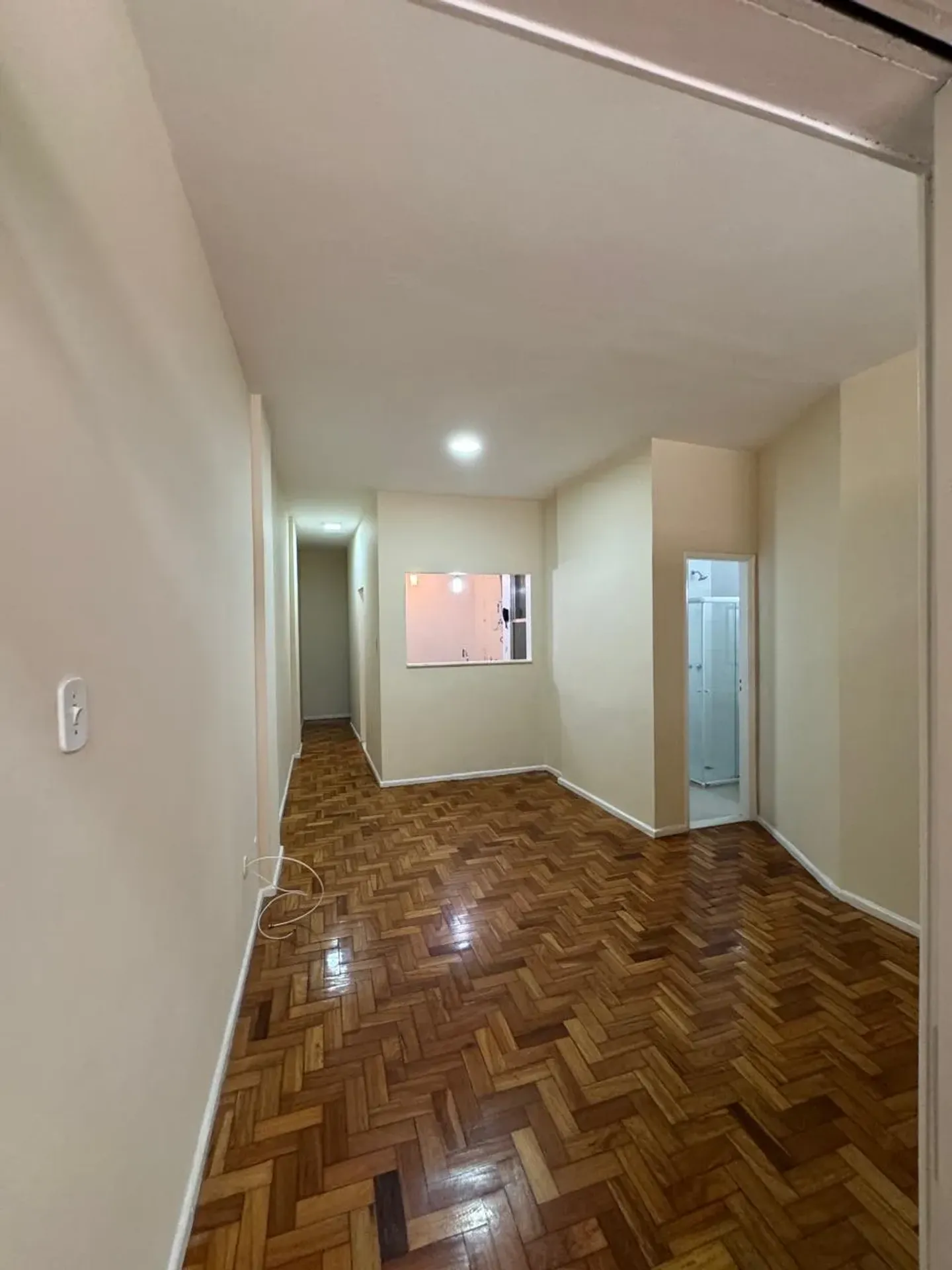 Apartment on the 5th floor with wood or laminate floors — photo 11