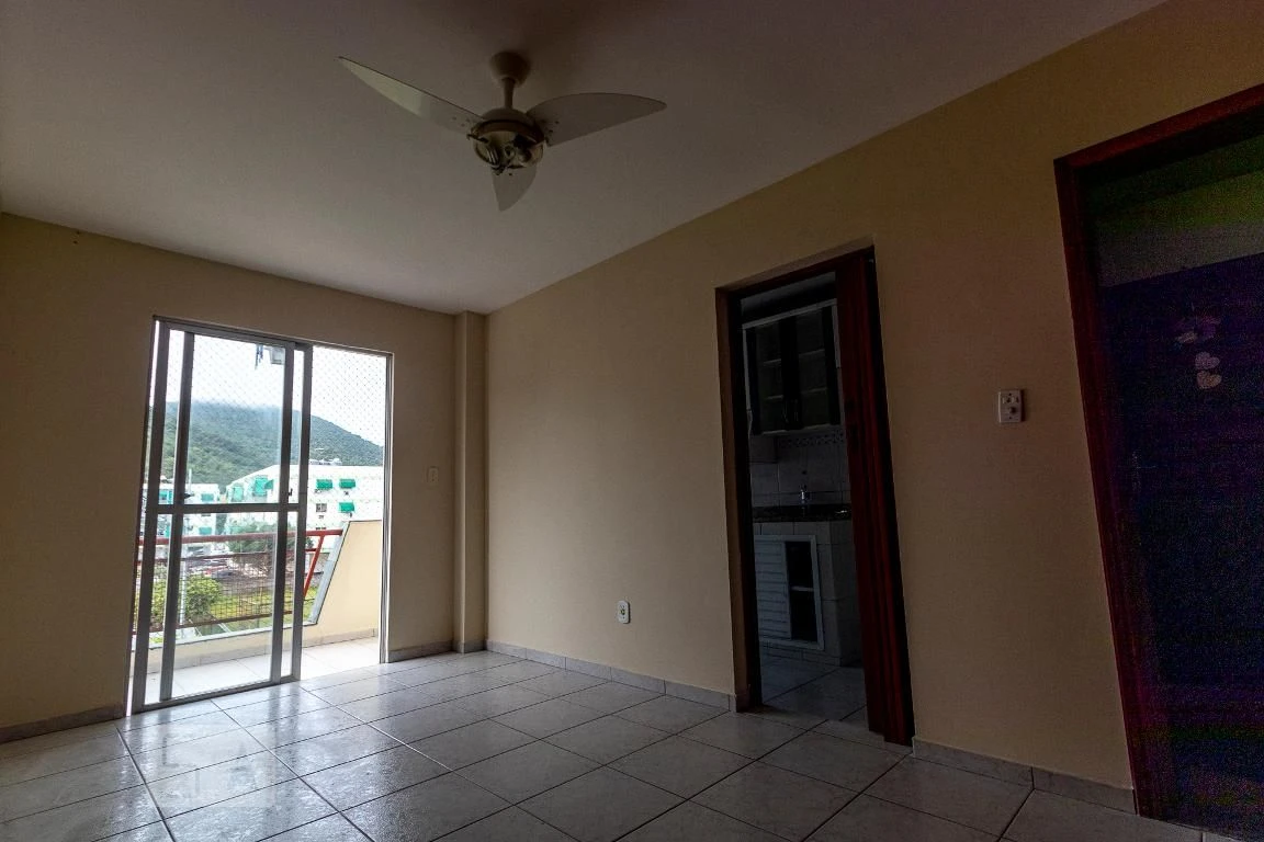 Apartamento de 2 quartos com vista para as montanhas — photo 19