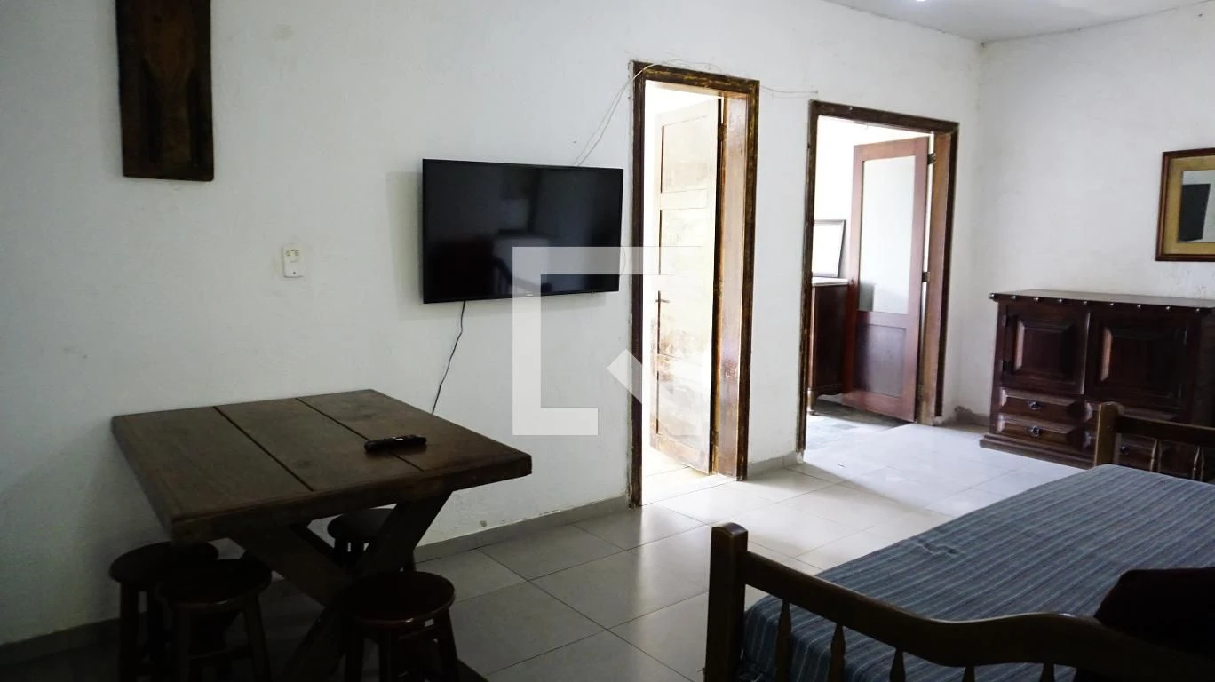 Apartamento amueblado de 2 dormitorios con balcón — photo 21