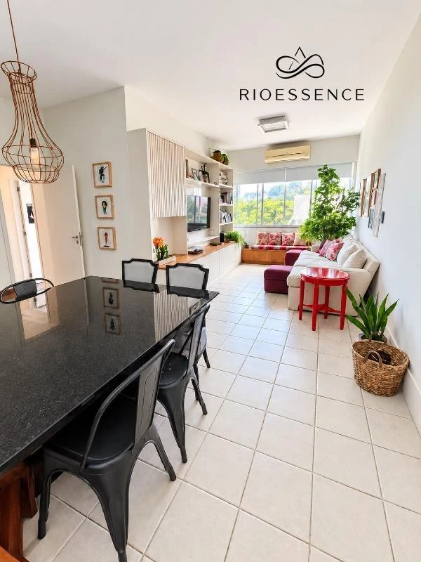 Home office in a 3-bedroom apartment, 110 m²