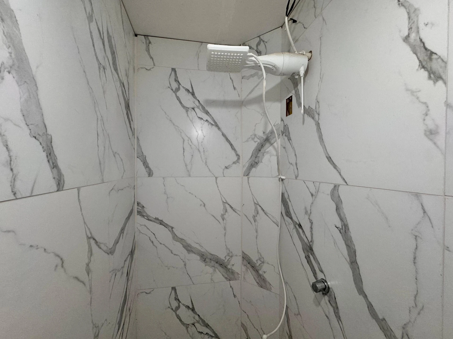Дом с 2 спальнями, 2 ванными и балконом — photo 21