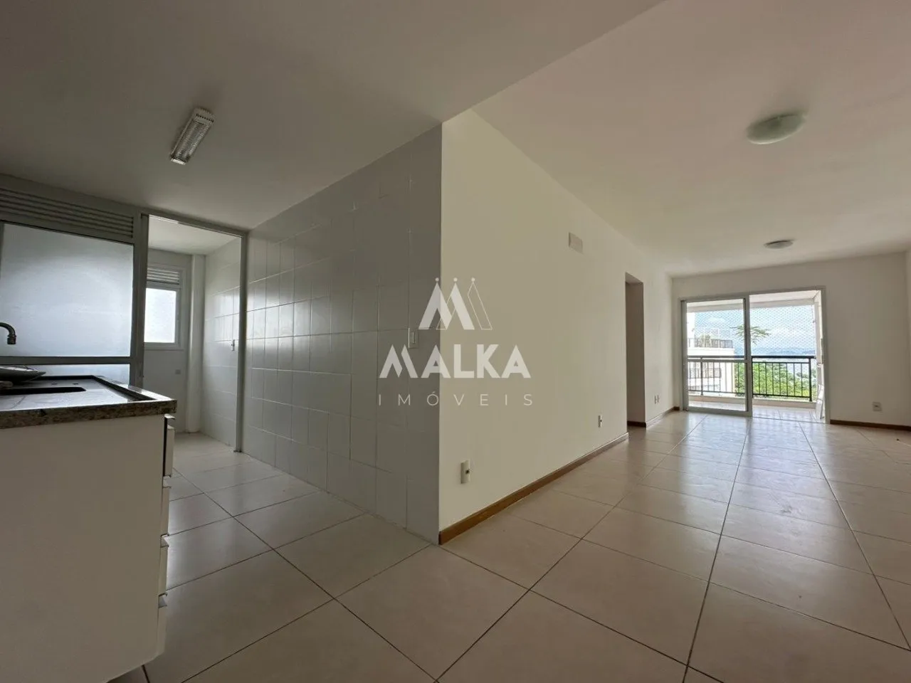 3-bedroom apartment with balcony and built-in grill — photo 10