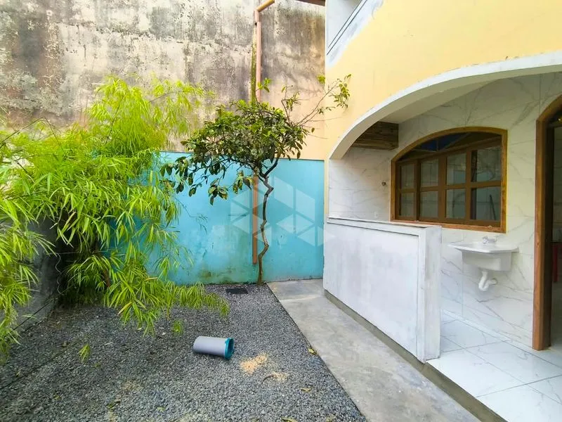 Casa, 45 m², con jardín — photo 22