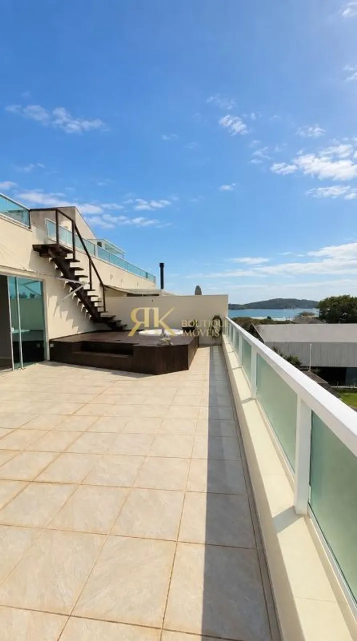 2-bedroom apartment with floor-to-ceiling windows — photo 12