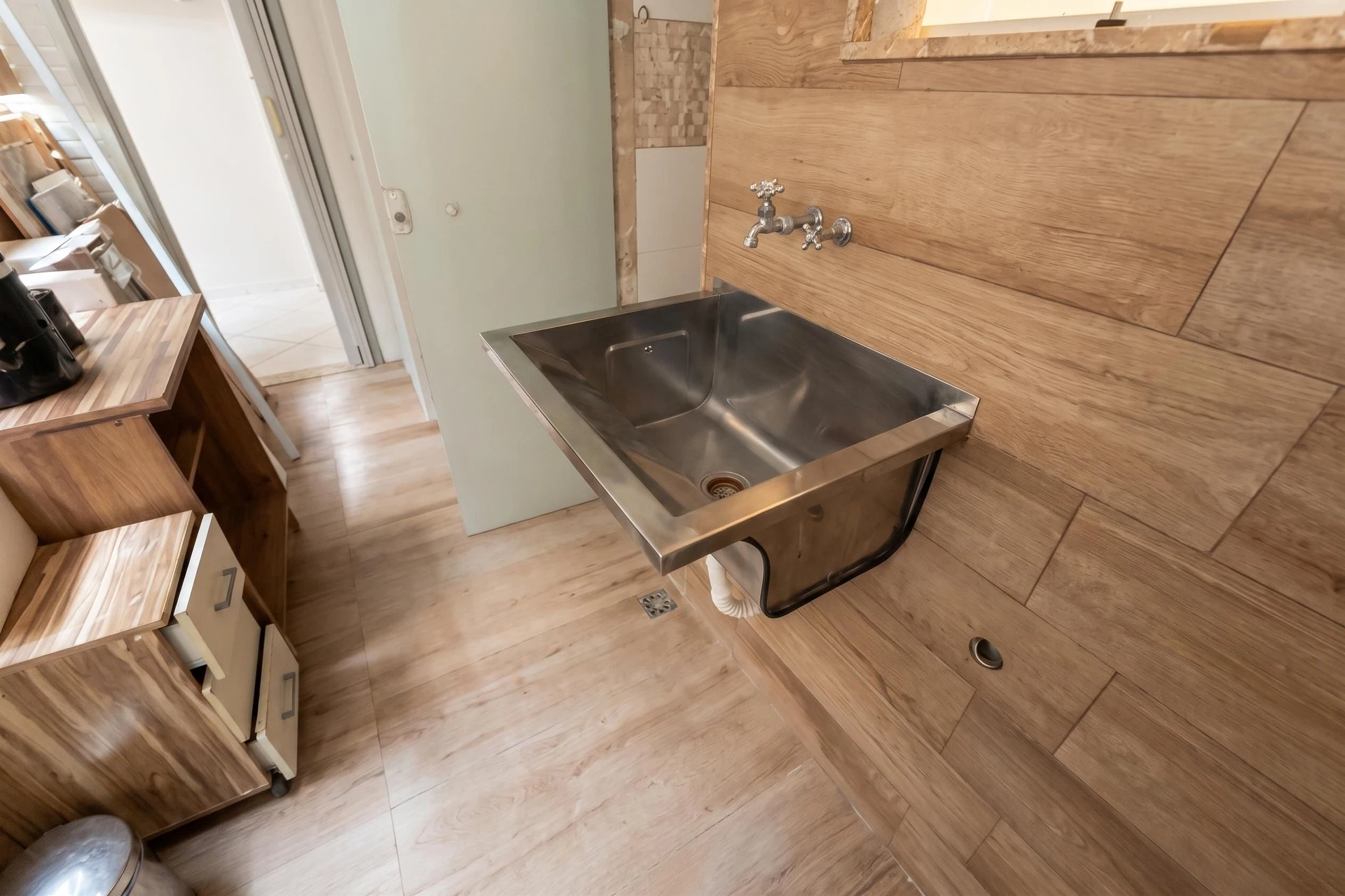 Apartment, 90 m², with a jacuzzi — photo 24