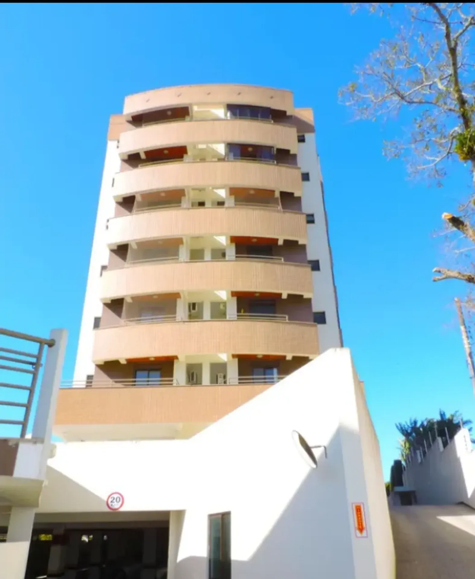 2-bedroom apartment with a grill on the balcony — photo 10