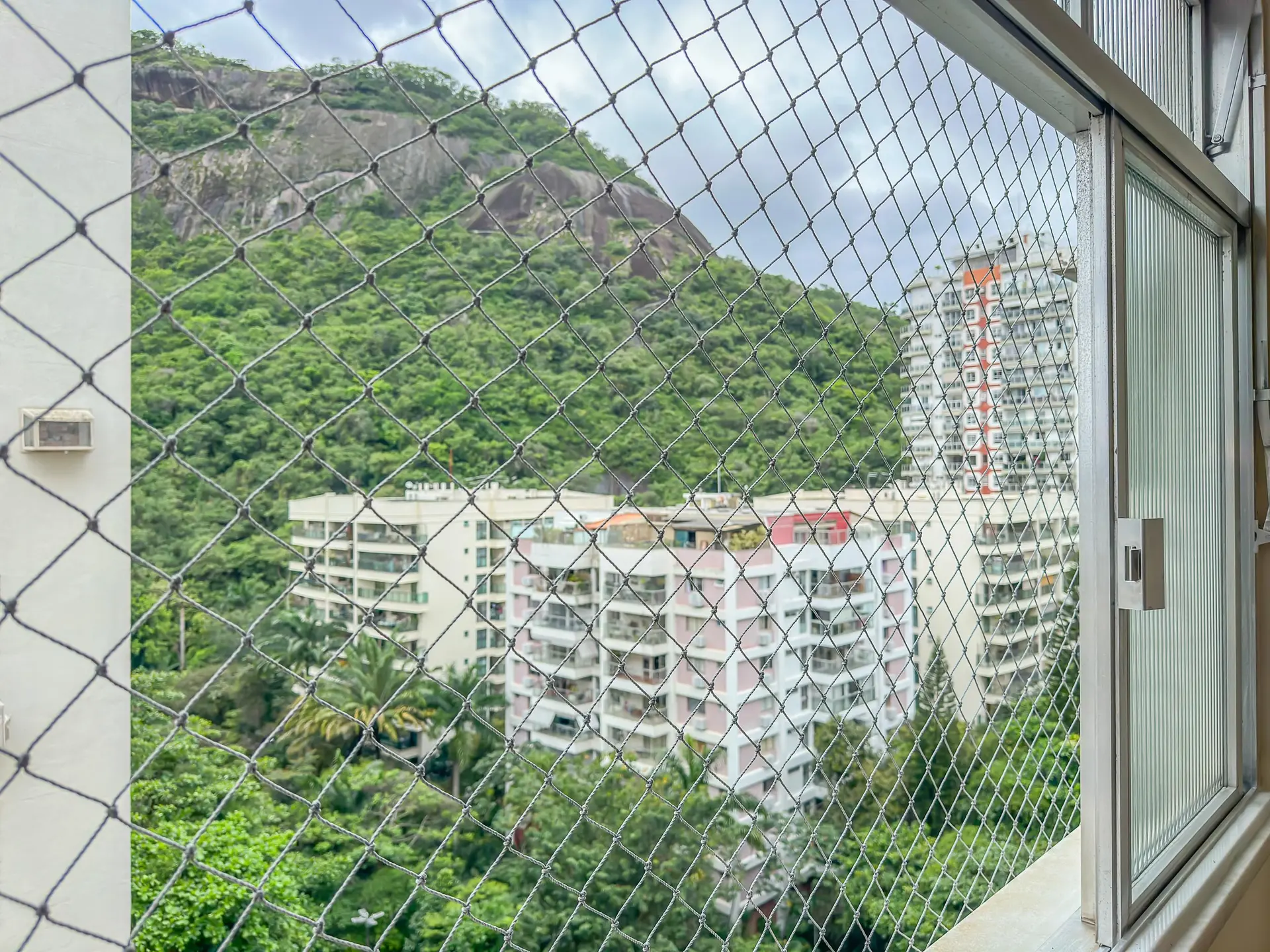 2-bedroom apartment with a glass-enclosed balcony — photo 51
