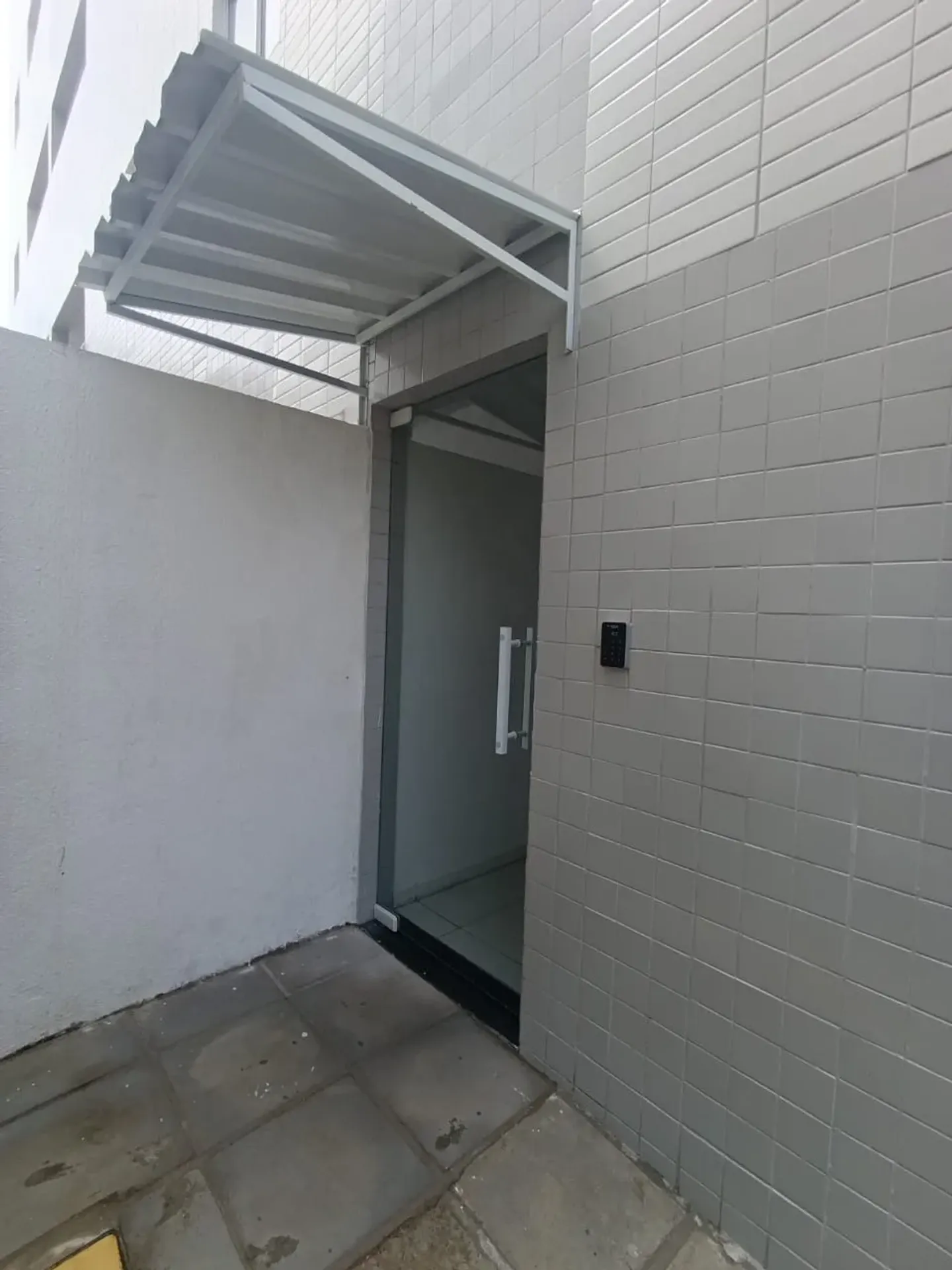 2-bedroom apartment with balcony and 1 parking spot — photo 20