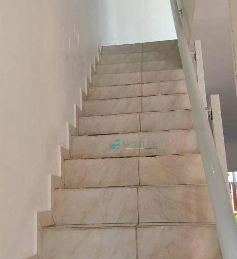 House with 105 m², 2 en-suite bedrooms and parking — photo 8
