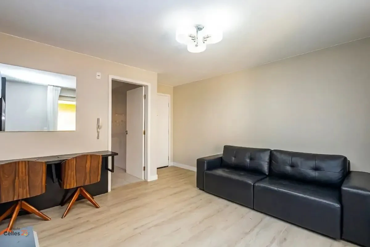Furnished apartment with 3 bedrooms and a balcony — photo 4