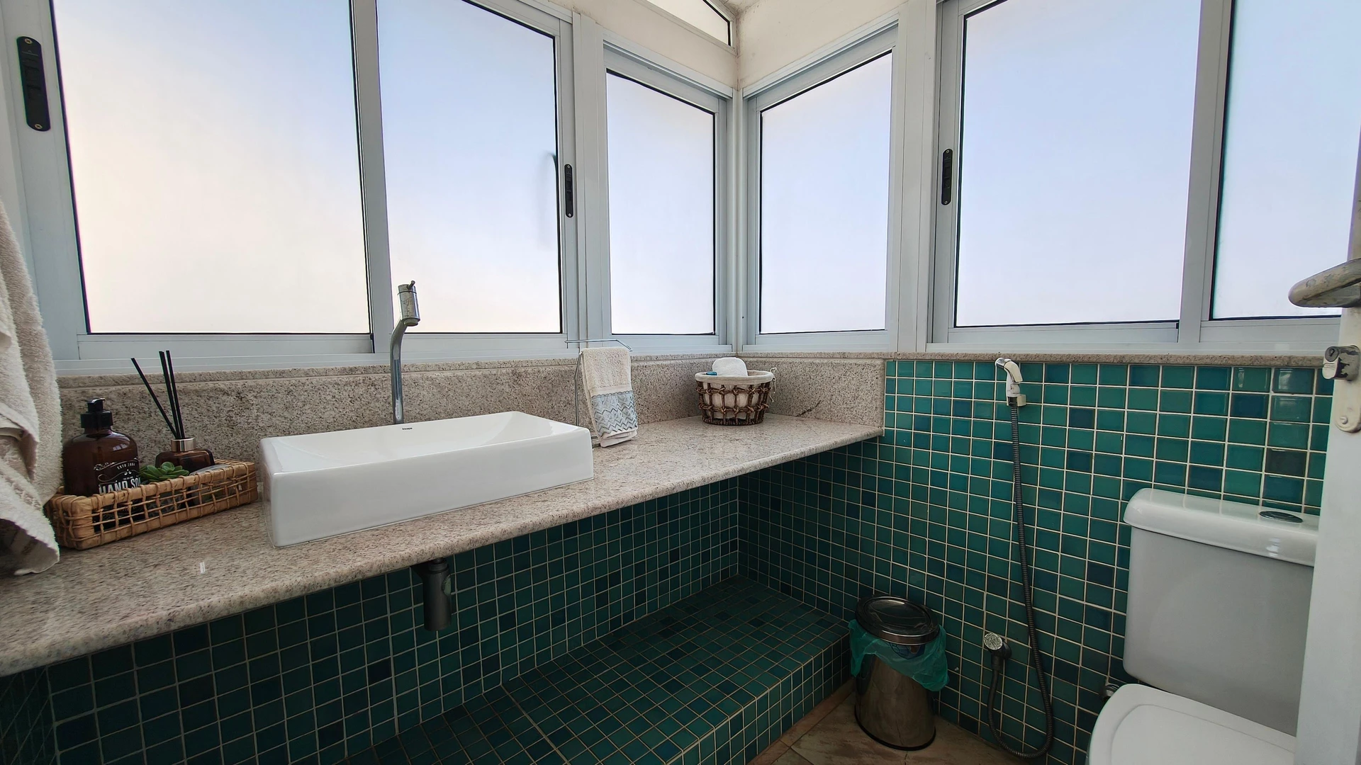 Apartamento mobiliado com 3 suítes e varanda com churrasqueira — photo 56