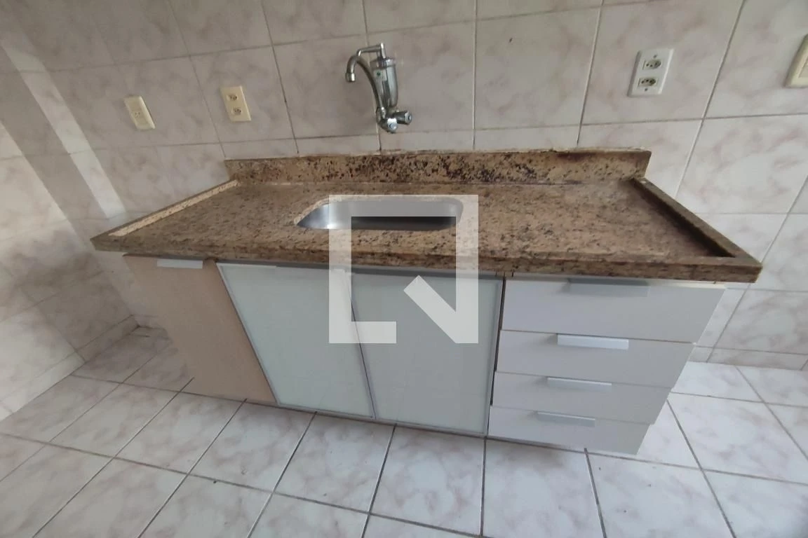 Apartamento para locação com 2 quartos e varanda — photo 19