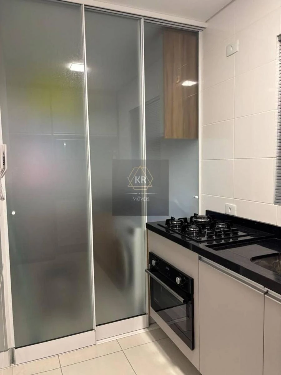 Glass-enclosed balcony in a 2-bedroom apartment, 60 m² — photo 28