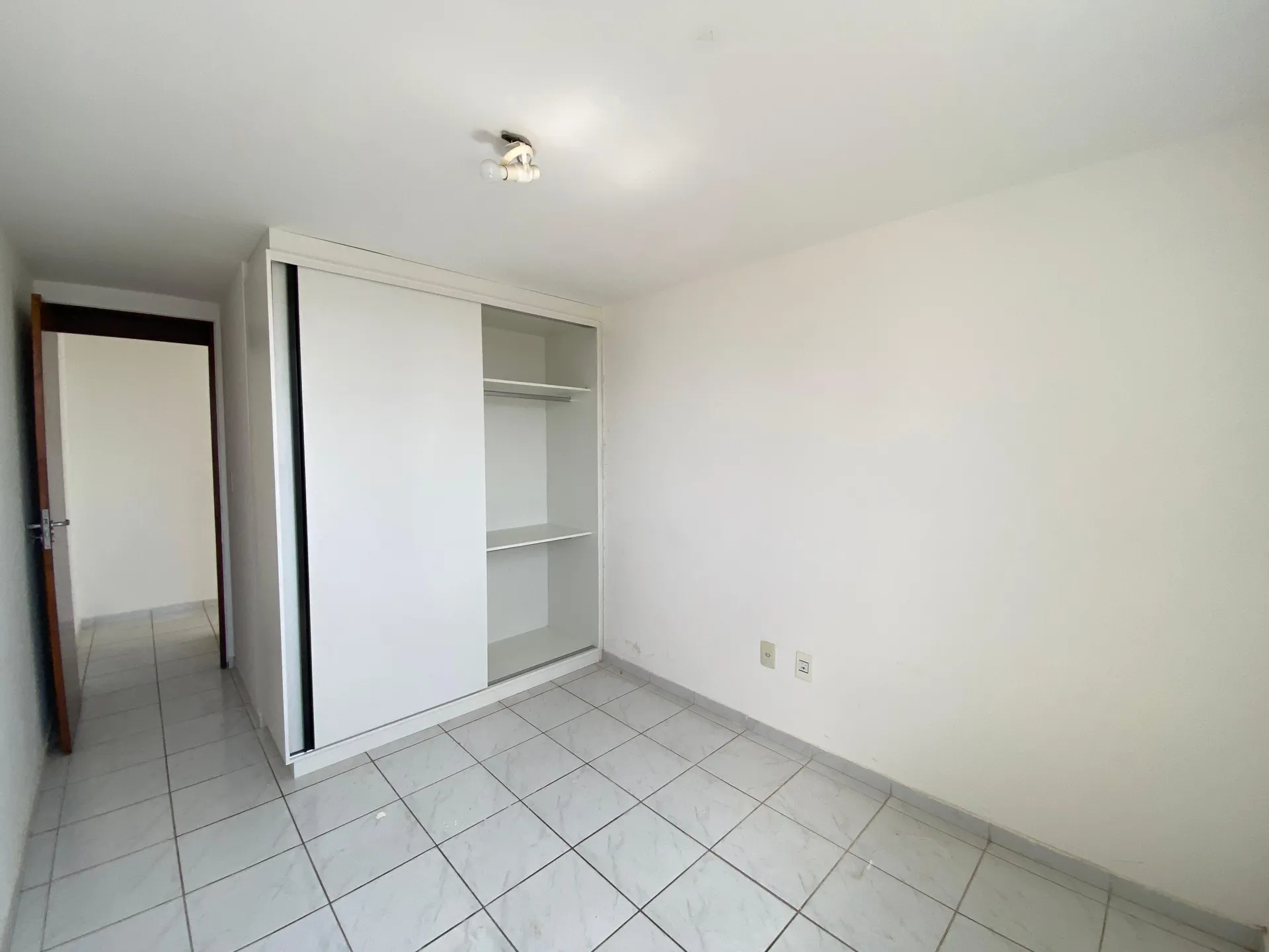 3-bedroom apartment in a building with a sauna — photo 12