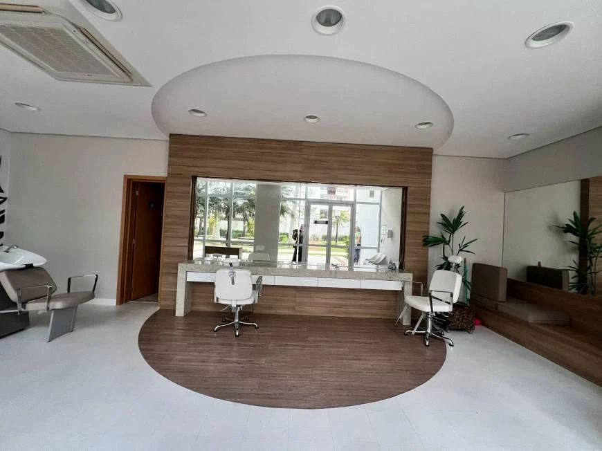 245 m² apartment with a dishwasher and a water view — photo 8