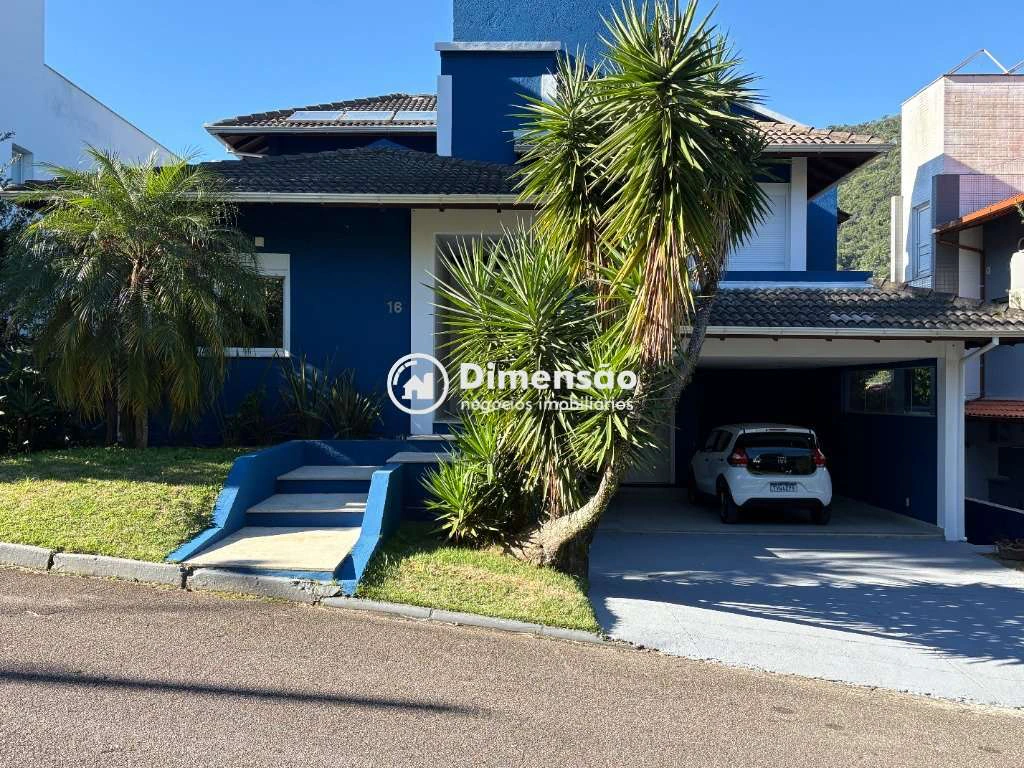 Casa con 4 dormitorios, 450 m² y piscina de uso privado — photo 3
