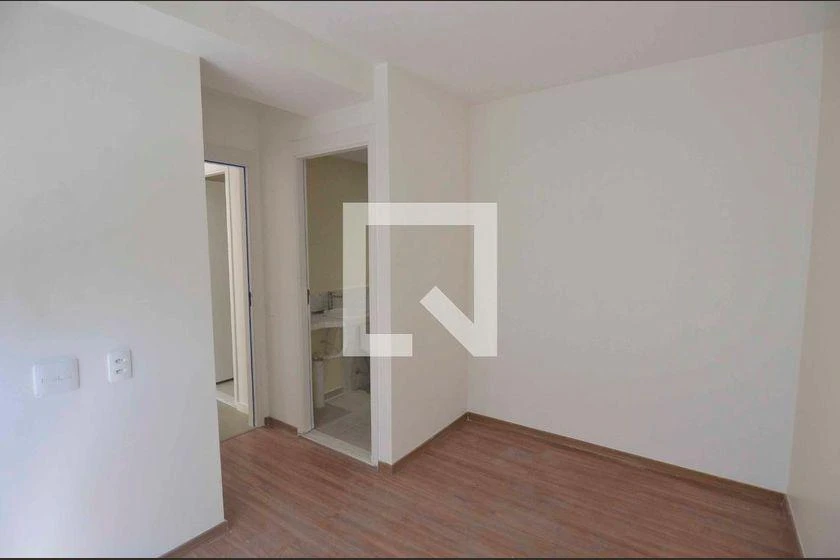 Apartment with 2 bedrooms and suite in 63 m² — photo 17