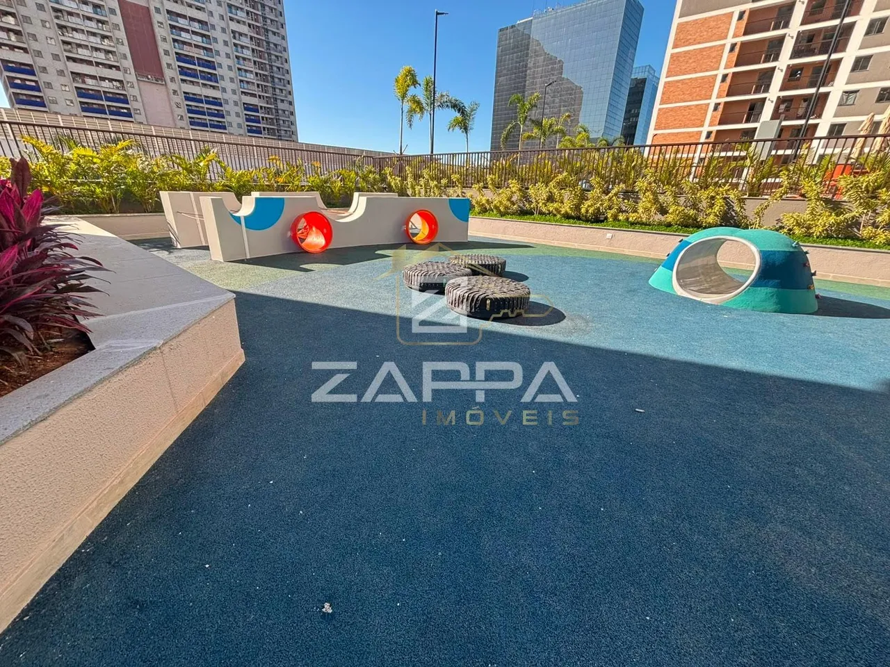 Apartamento de 1 quarto com máquina de lavar e varanda — photo 18