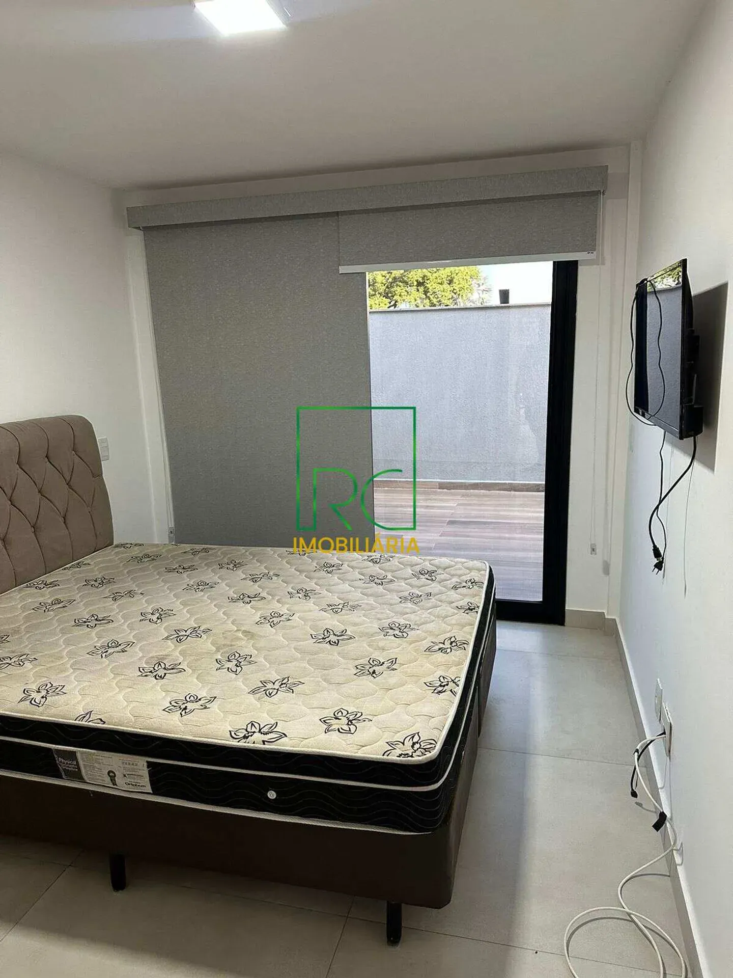 Furnished gated house with 5 en-suite bedrooms and 470 m² — photo 32