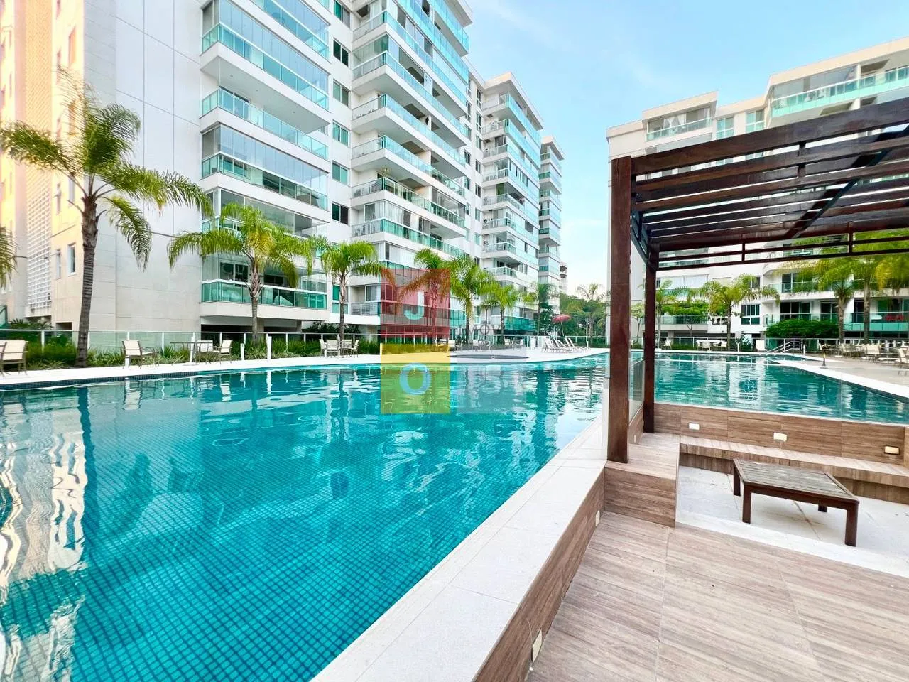 Furnished 4-bedroom suite apartment with 156 m² — photo 87