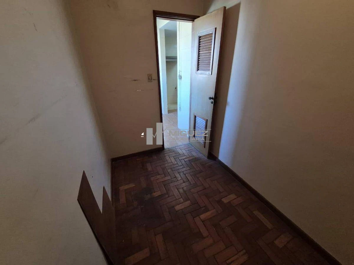 Rental apartment with 4 bedrooms and 1 en-suite 124 m² — photo 34