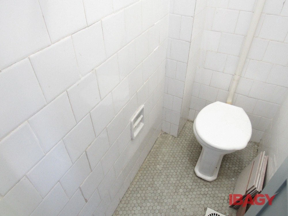 3-bedroom apartment with a separate kitchen 80 m² — photo 9