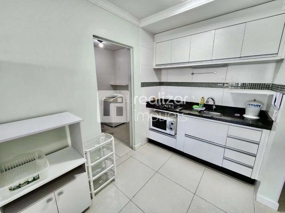 Квартира 70 м² с 2 спальнями и балконом — photo 2