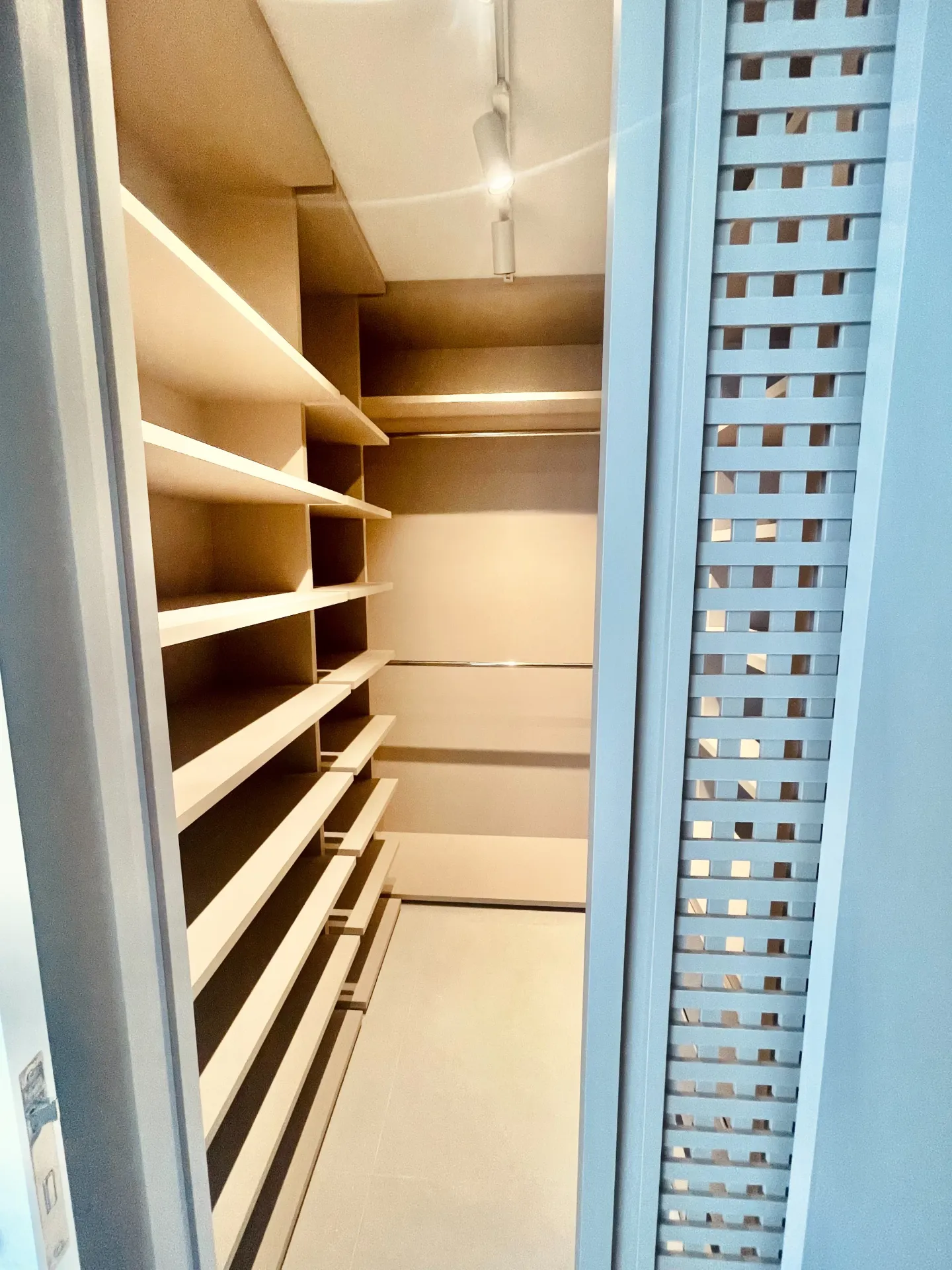 Apartamento amueblado con 3 suites y 130 m² — photo 52