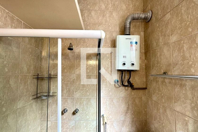 Apartamento de 1 quarto com cozinha separada — photo 17