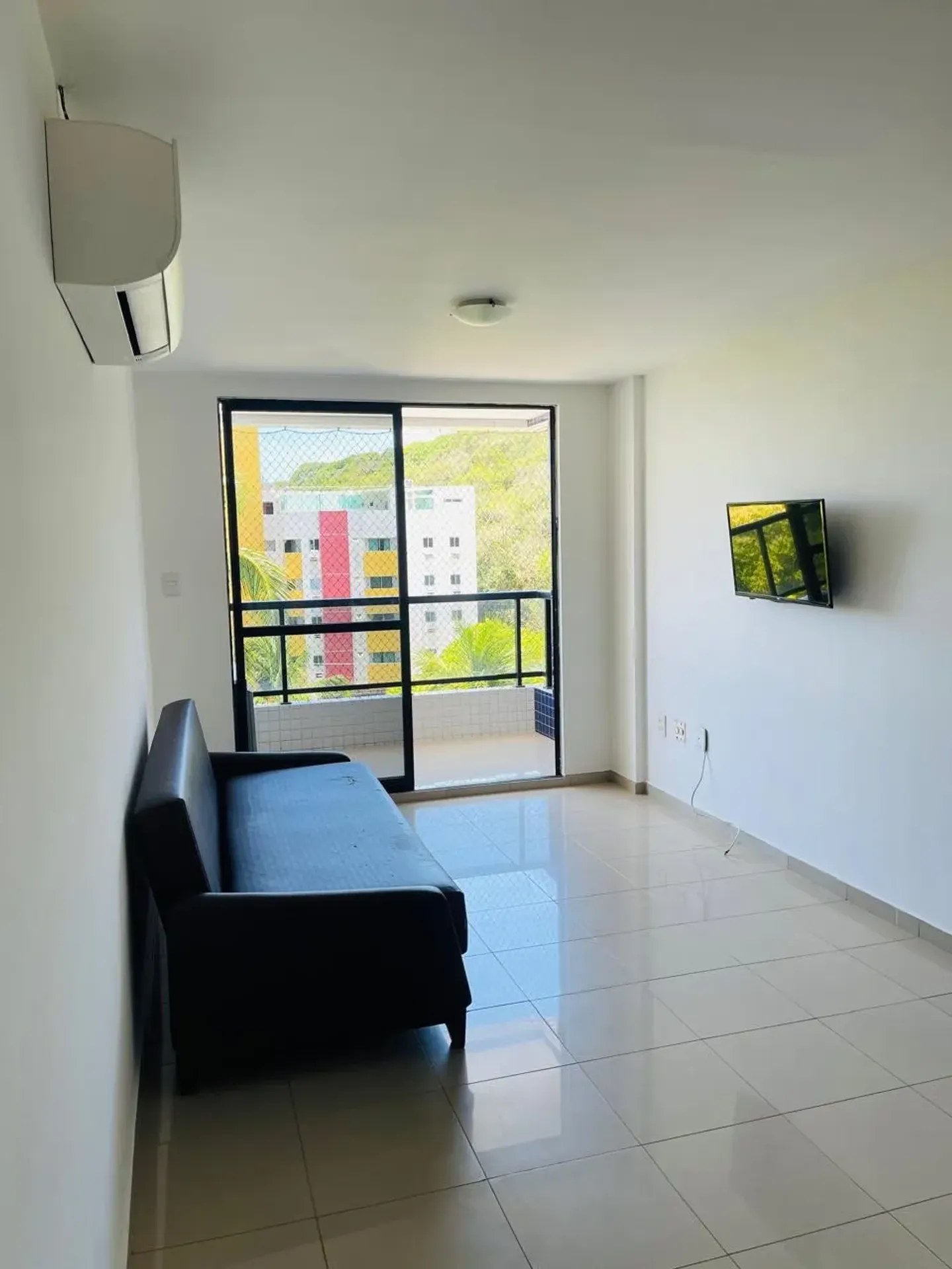 Furnished 2-bedroom apartment with en-suite on the 3rd floor — photo 17