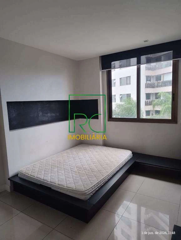 234 m² unfurnished apartment with 4 en-suite bedrooms — photo 33