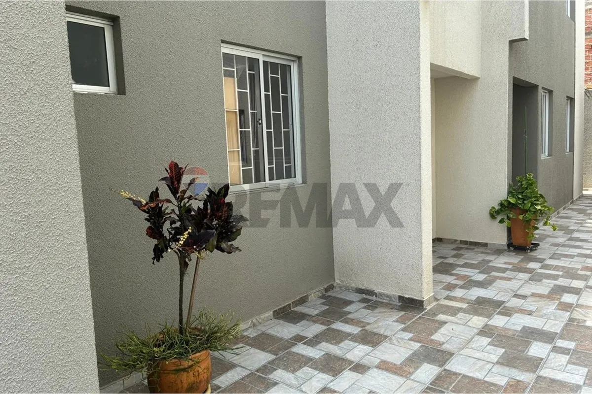 3-bedroom apartment, 1 with its own bathroom, 48 m² — photo 32