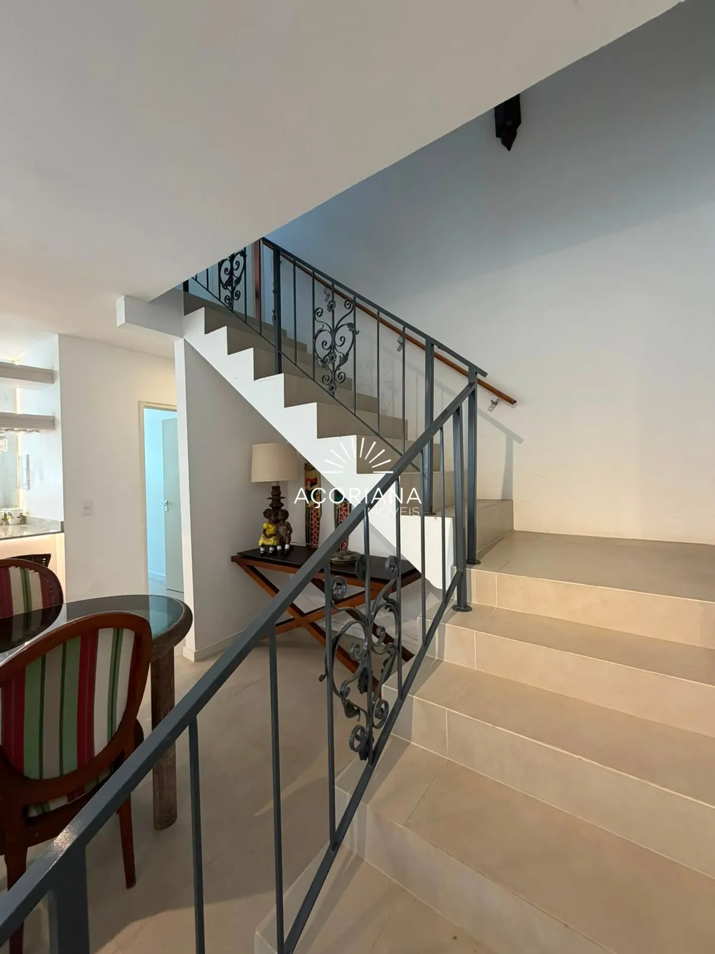 Furnished 600 m² house with 5 bedrooms and an integrated kitchen — photo 61