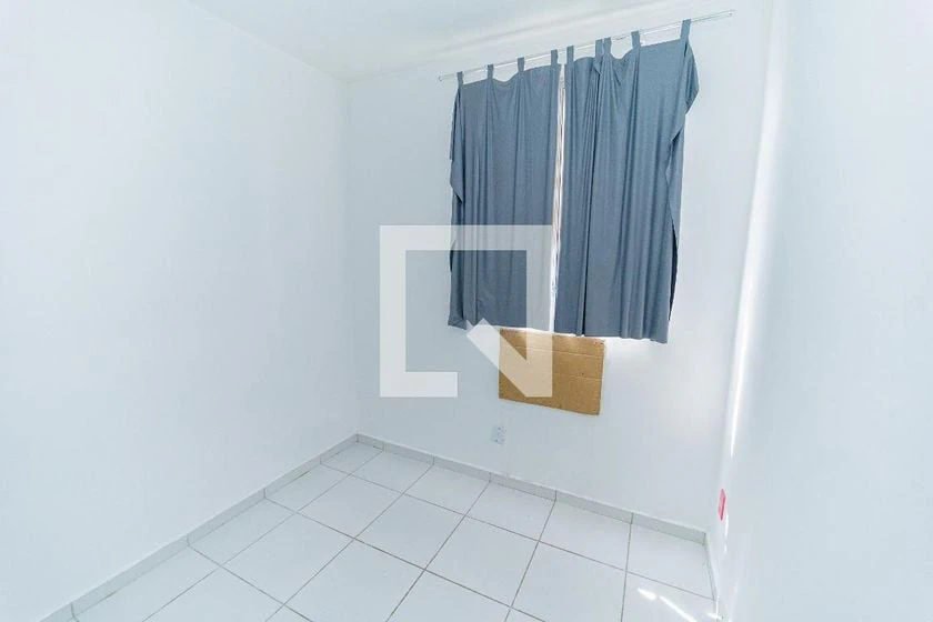 2-bedroom apartment in a building with a pool — photo 5