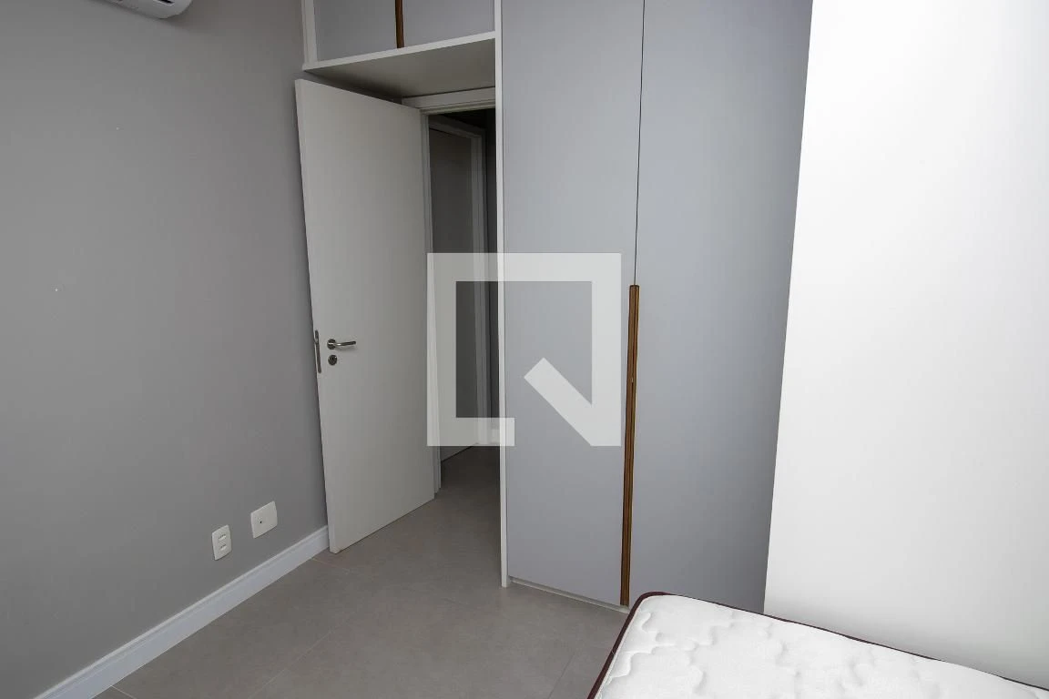 Apartamento mobiliado de 2 quartos com vista para a água — photo 36