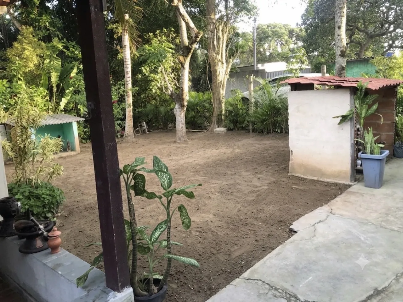 Casa de calle con 2 dormitorios y 3 baños, 560 m²