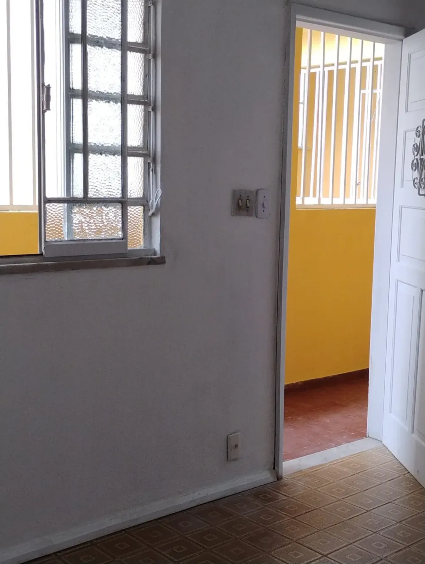 Unfurnished apartment with no parking, 50 m², 1 bed 1 bath — photo 26