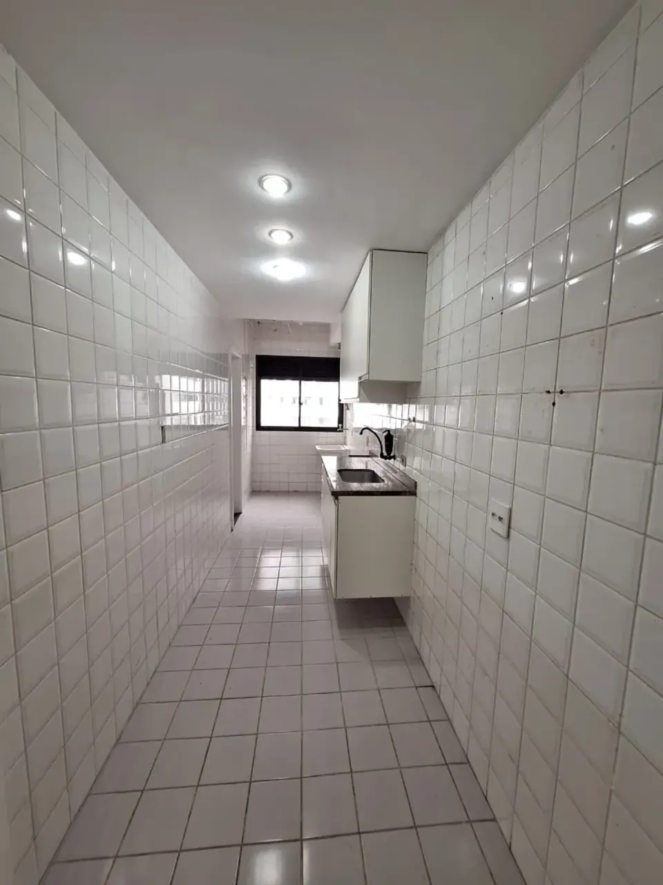 Невмебльована квартира з 3 спальнями і 3 ванними — photo 8