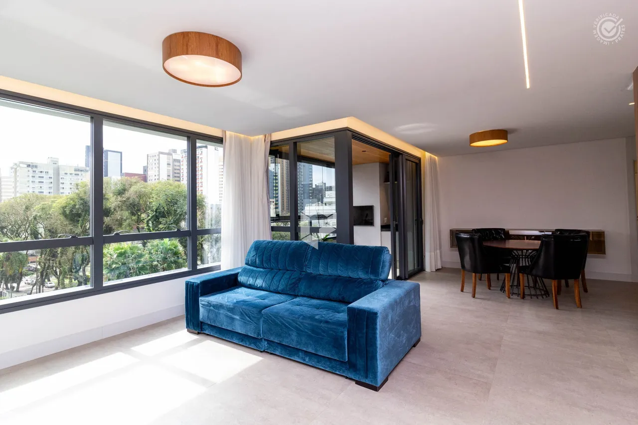 3-bedroom apartment with 3 en-suite bathrooms and 245 m² — photo 2