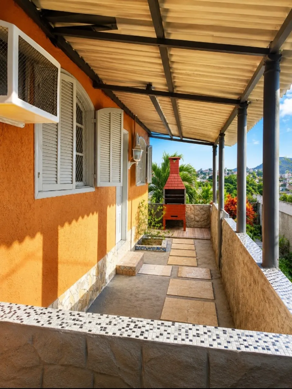 2-bedroom house with a grill on the balcony — photo 12