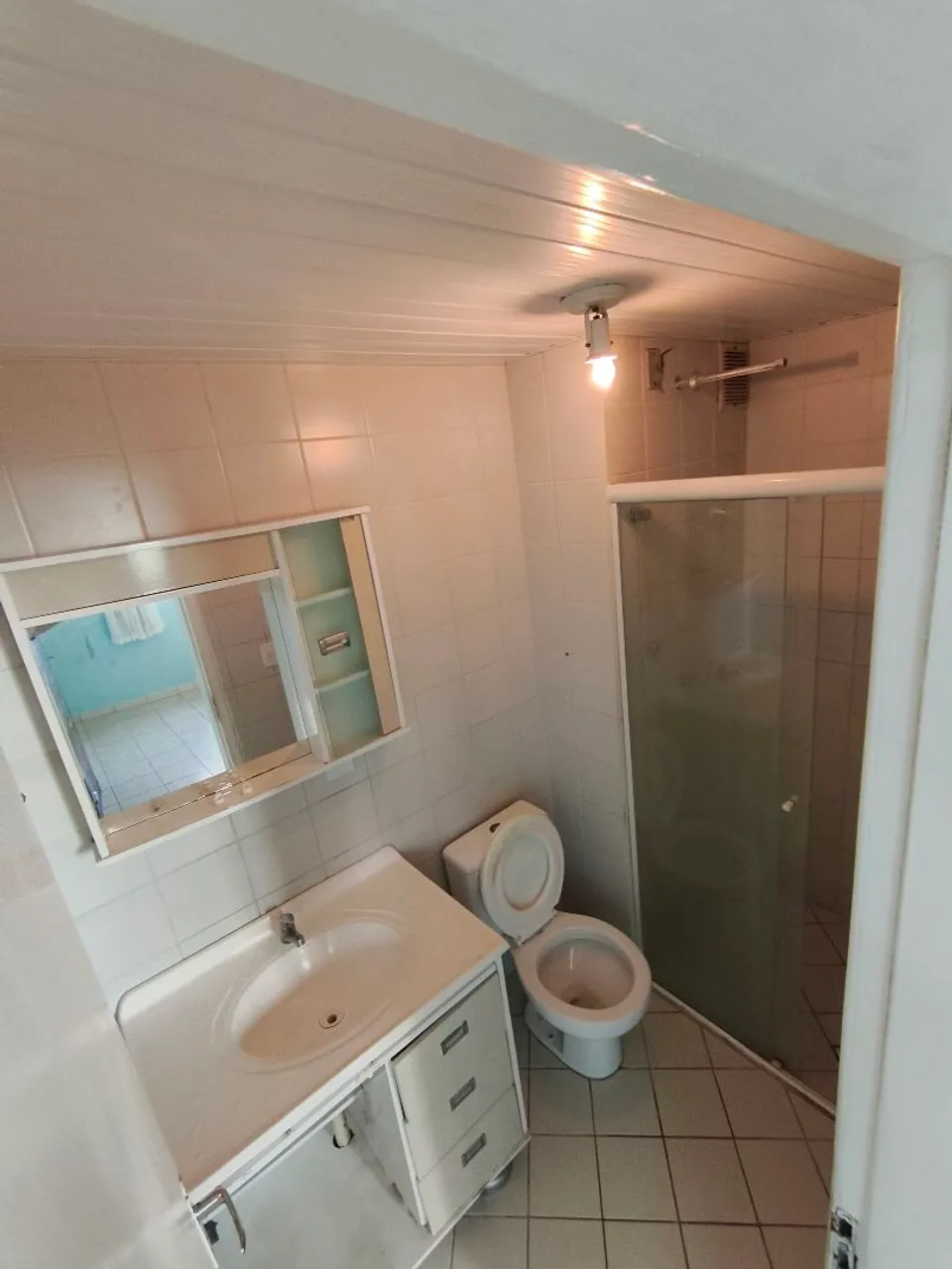 Unfurnished 2-bedroom apartment with 1 parking space — photo 4