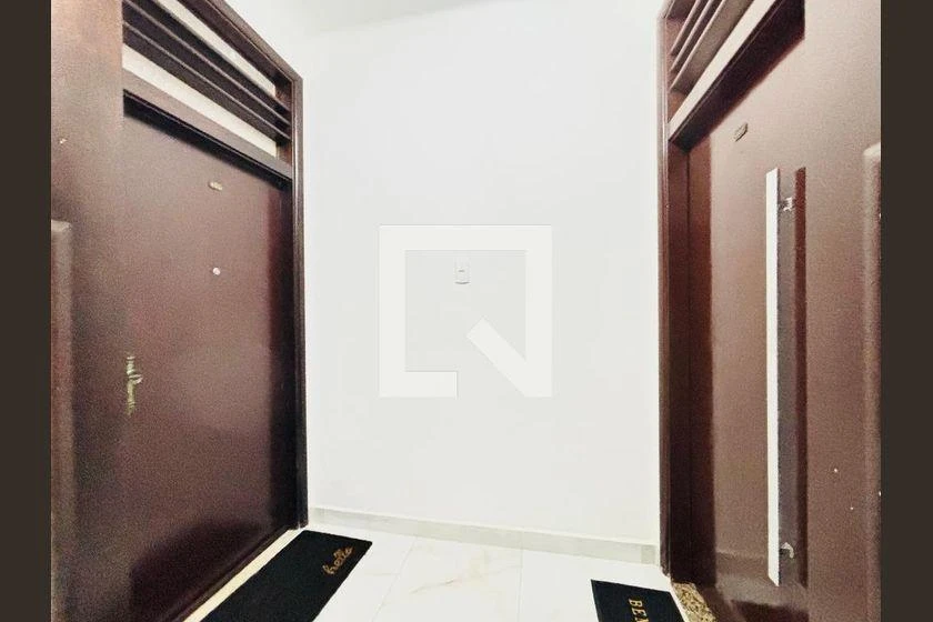 Unfurnished 2-bedroom apartment with 1 bathroom — photo 38