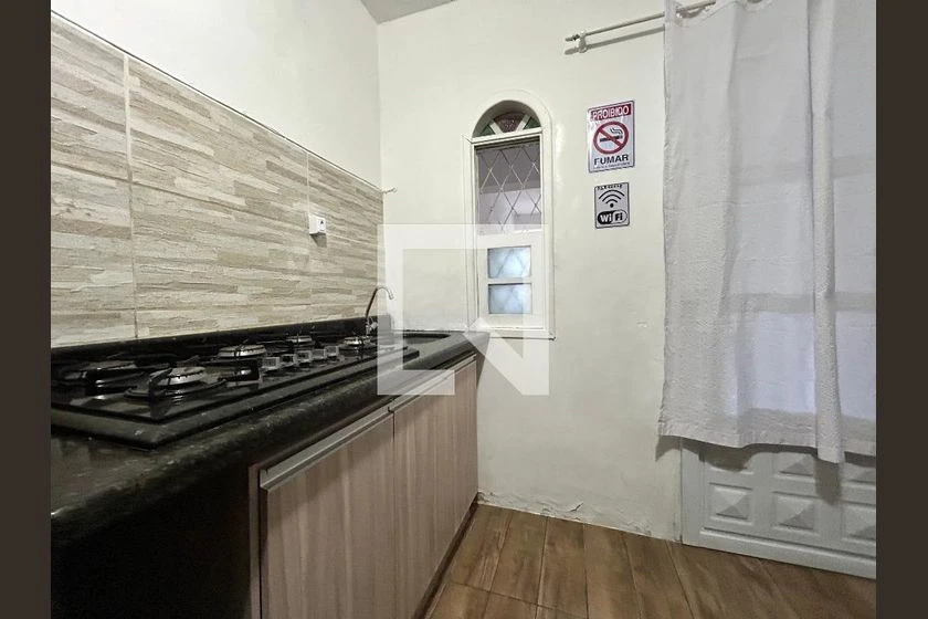 Furnished 1-bedroom apartment with a separate gas kitchen — photo 11