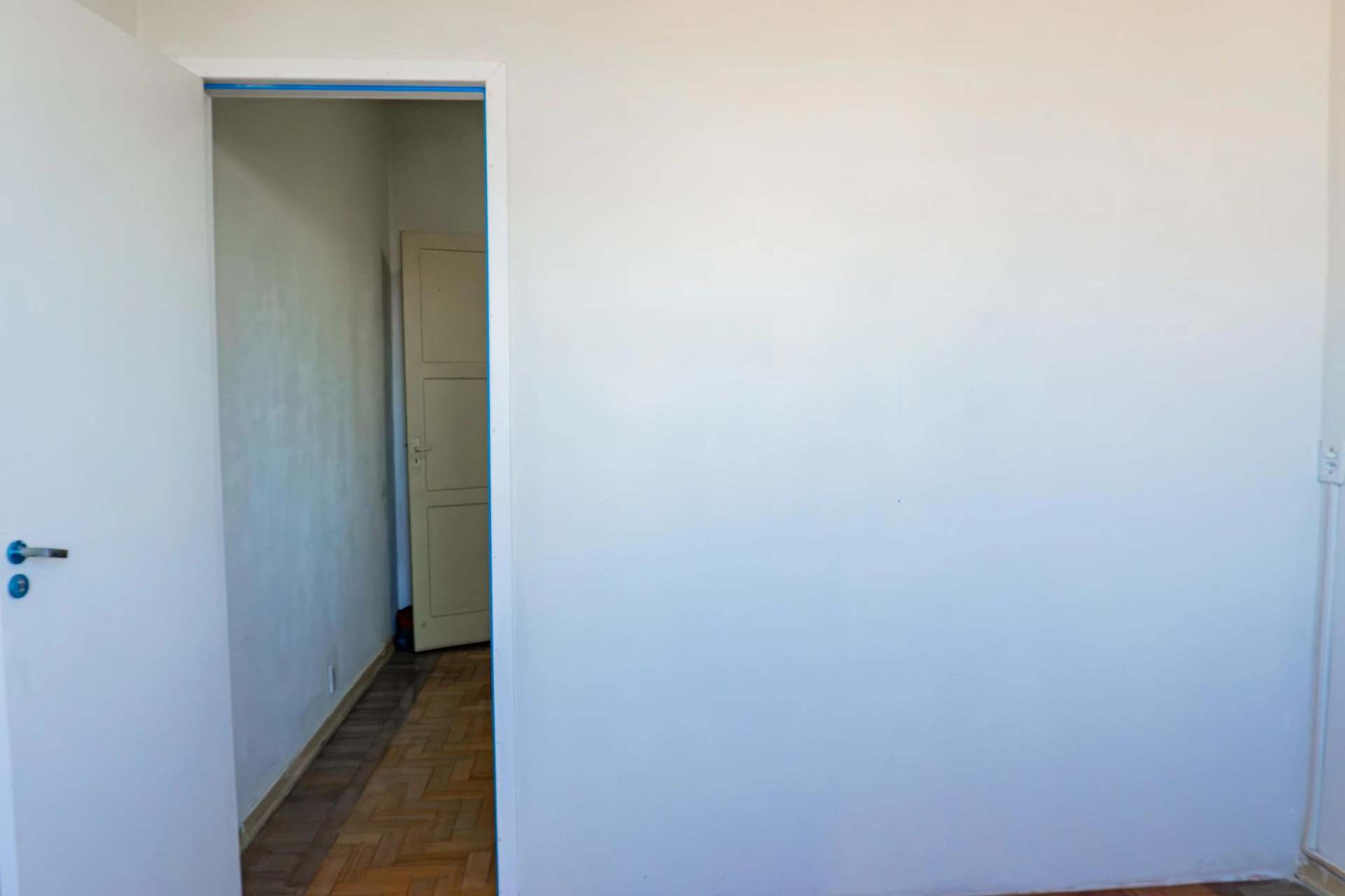 Apartamento, 33 m², com piso de madeira ou laminado — photo 7