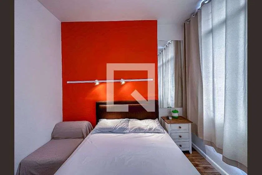 Apartamento de 1 quarto com secadora, Centro — photo 19