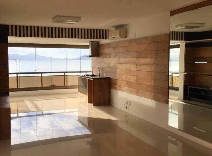 Квартира 250 м² з 3 спальнями-сюїтами та балконом — photo 4
