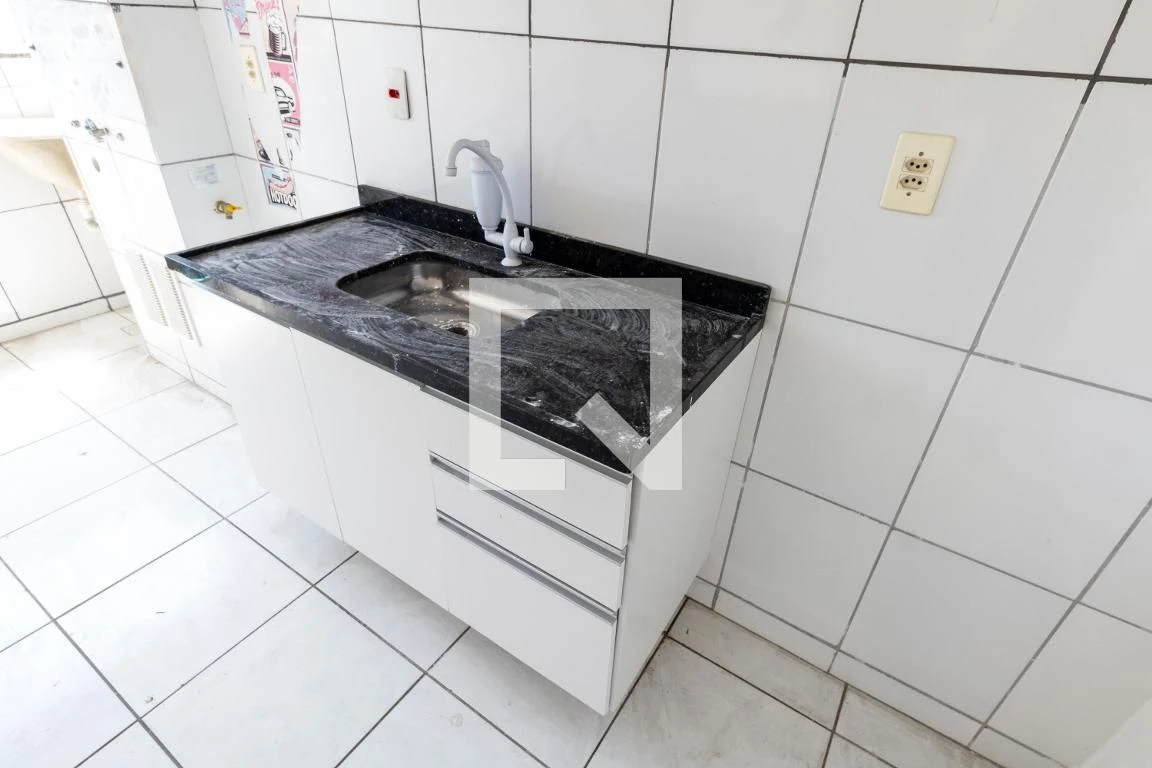 Apartamento sem mobília de 2 quartos com vaga e cozinha aberta — photo 7